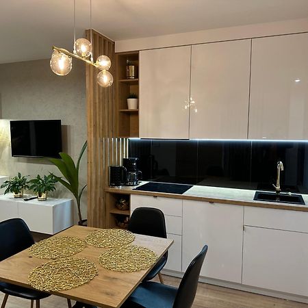 Nowoczesny Apartament Z Garazem Morelova Gdańsk Exteriör bild
