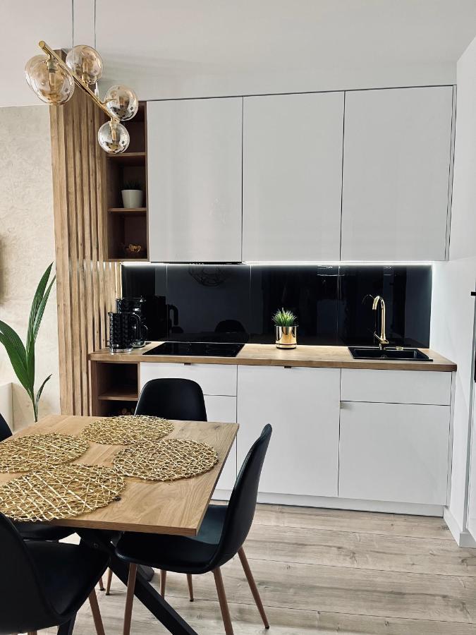 Nowoczesny Apartament Z Garazem Morelova Gdańsk Exteriör bild